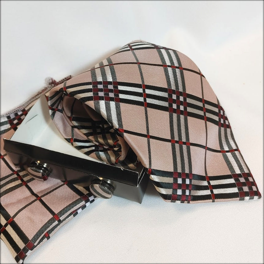 CORBATA, GEMELOS Y PAÑUELO