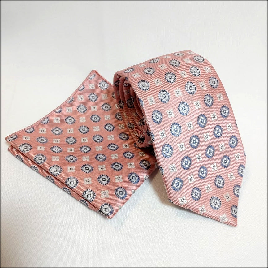 CORBATA Y PAÑUELO