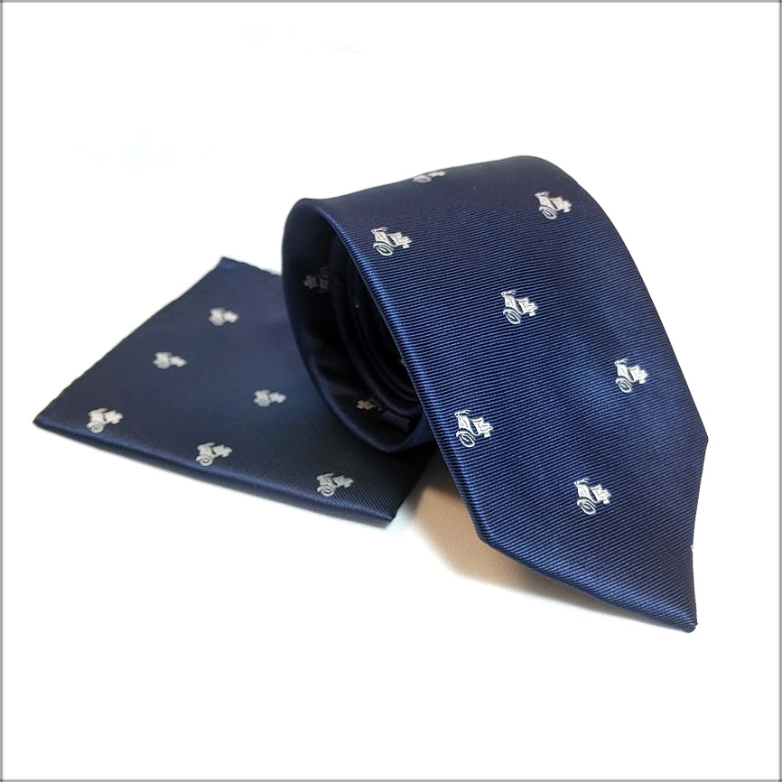 CORBATA Y PAÑUELO