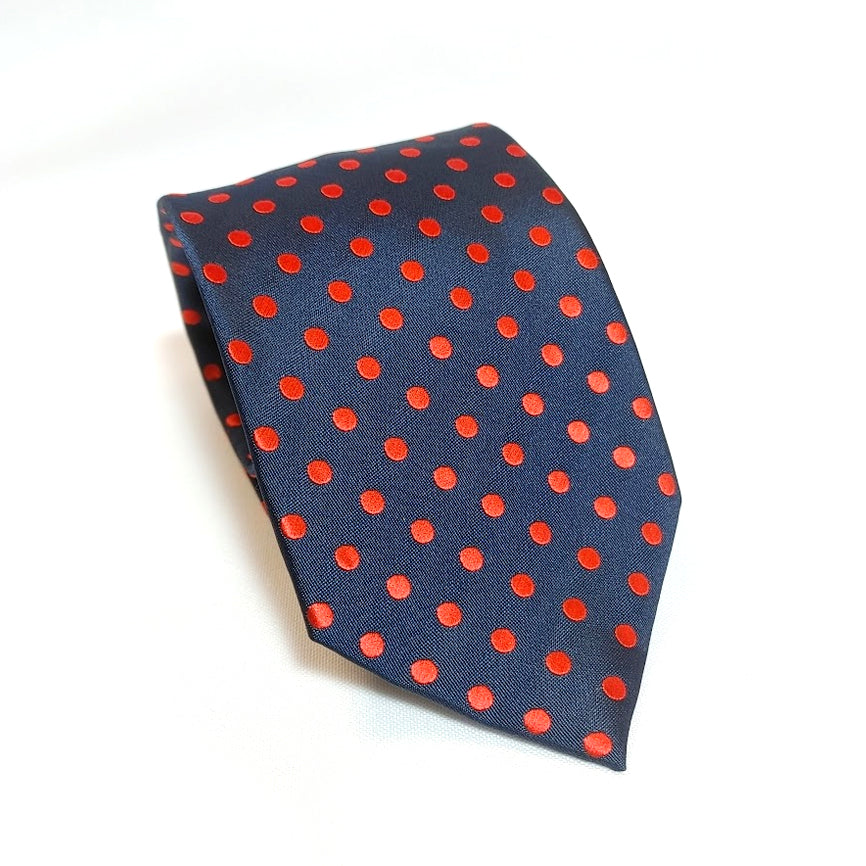 CORBATA LUNARES