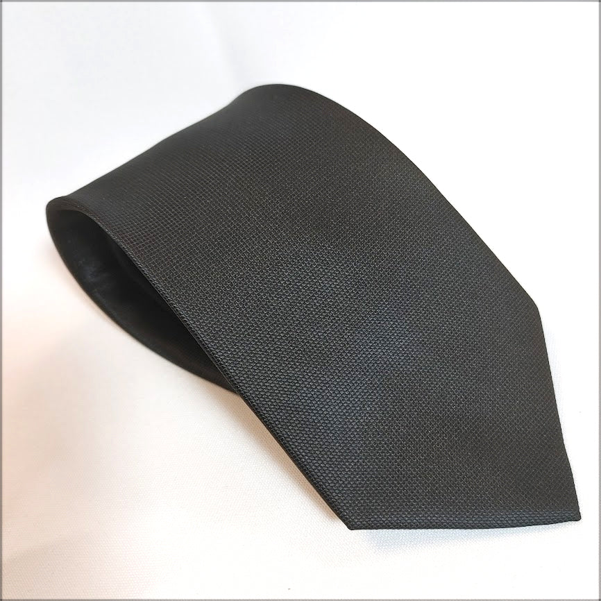 CORBATA LISA NEGRA