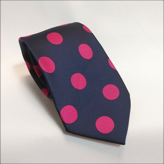 CORBATA LUNARES