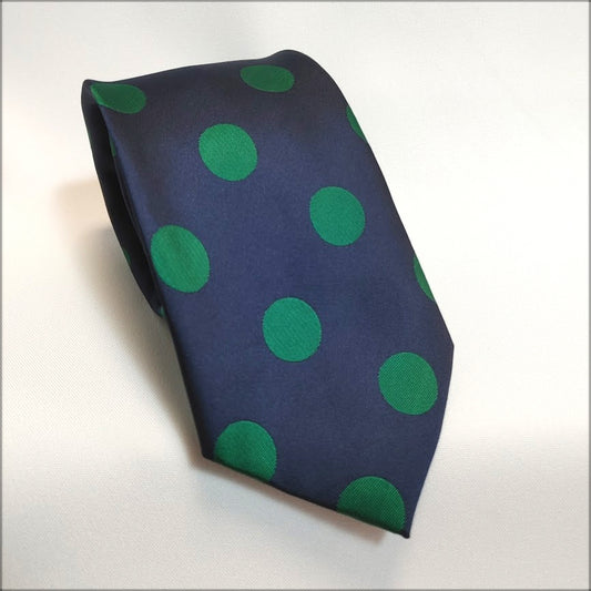 CORBATA LUNARES